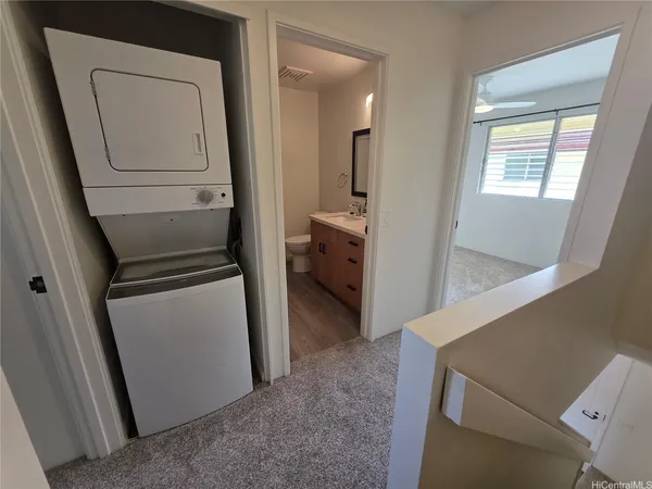 $3,200 | 350 Aoloa Street, Unit B221, Kailua, HI 96734