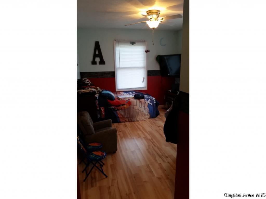 120 West Taylor Road Williamsville, IL 62693 - Photo 14 of 14 Gallery Image 14