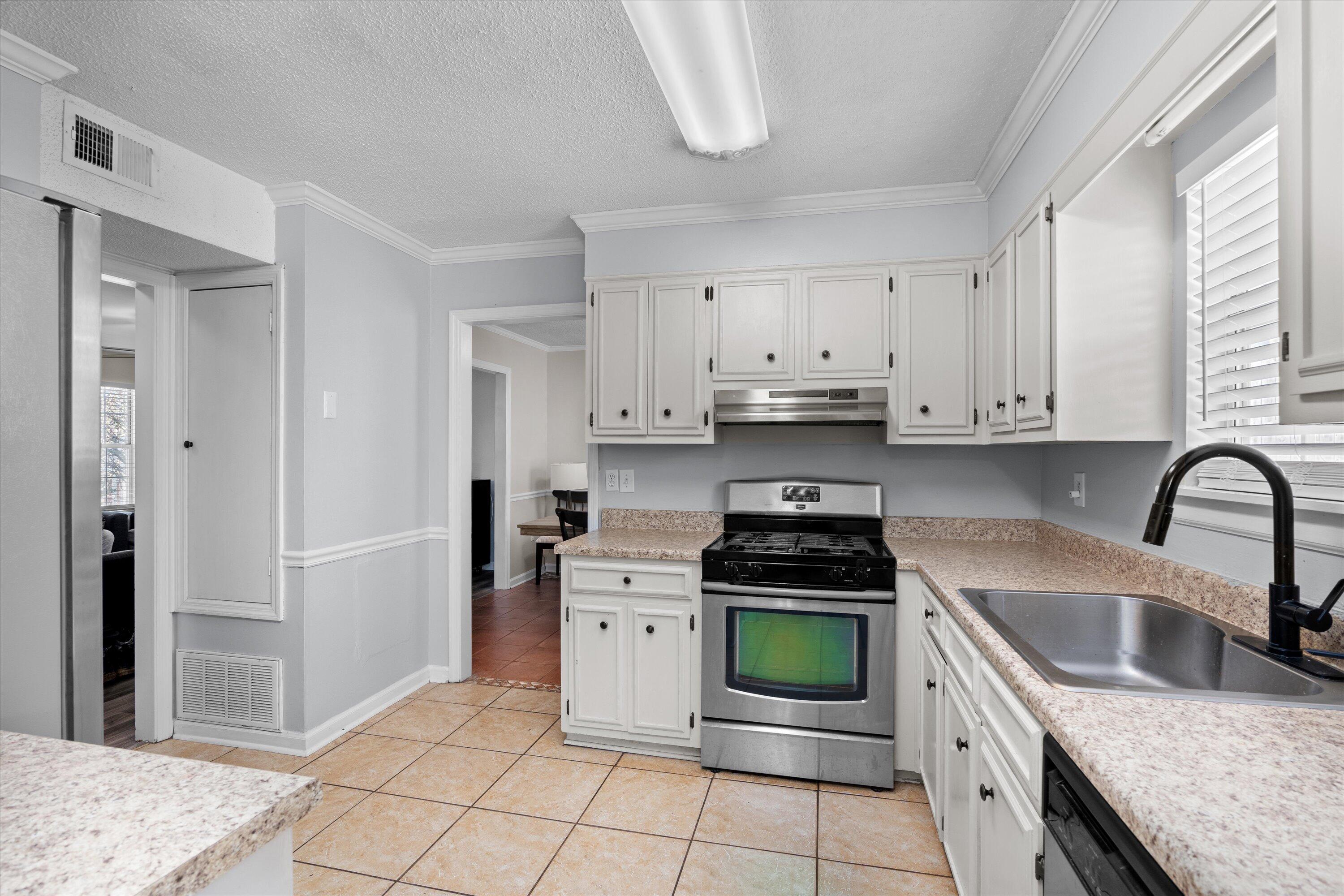 334 Lamplighter Lane Martinez, GA 30907 - Photo 17 of 32 20-P1445601