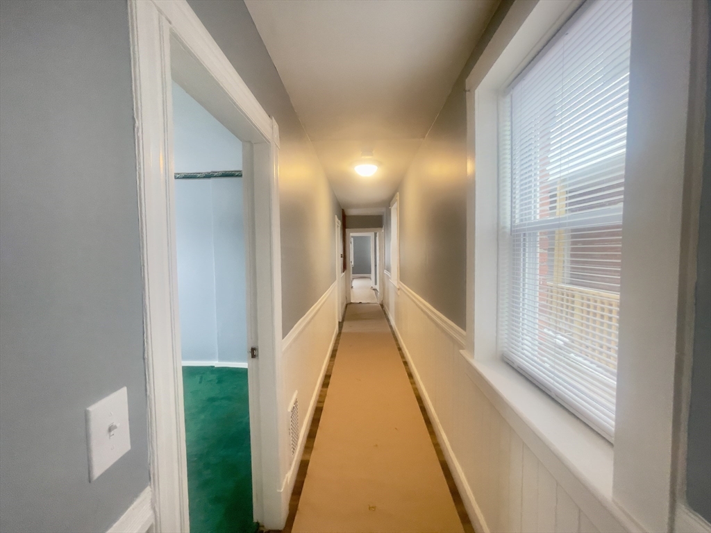 29 Wilcox Street, Unit 1R Springfield, MA 01105 - Photo 9 of 11