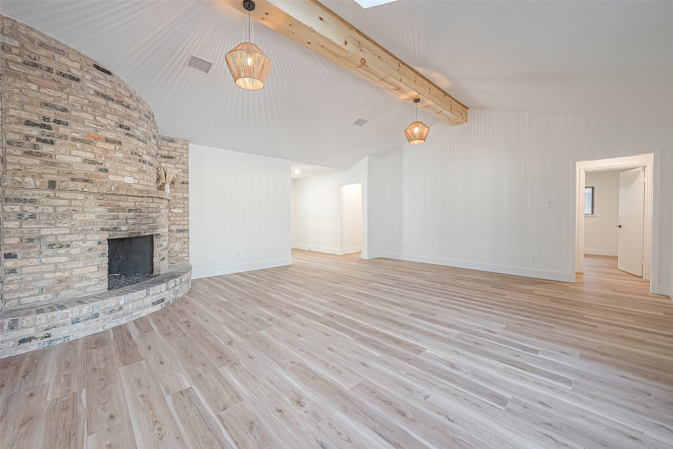 811 Lemm Court Spring, TX 77373 - Photo 5 of 18 livingroom