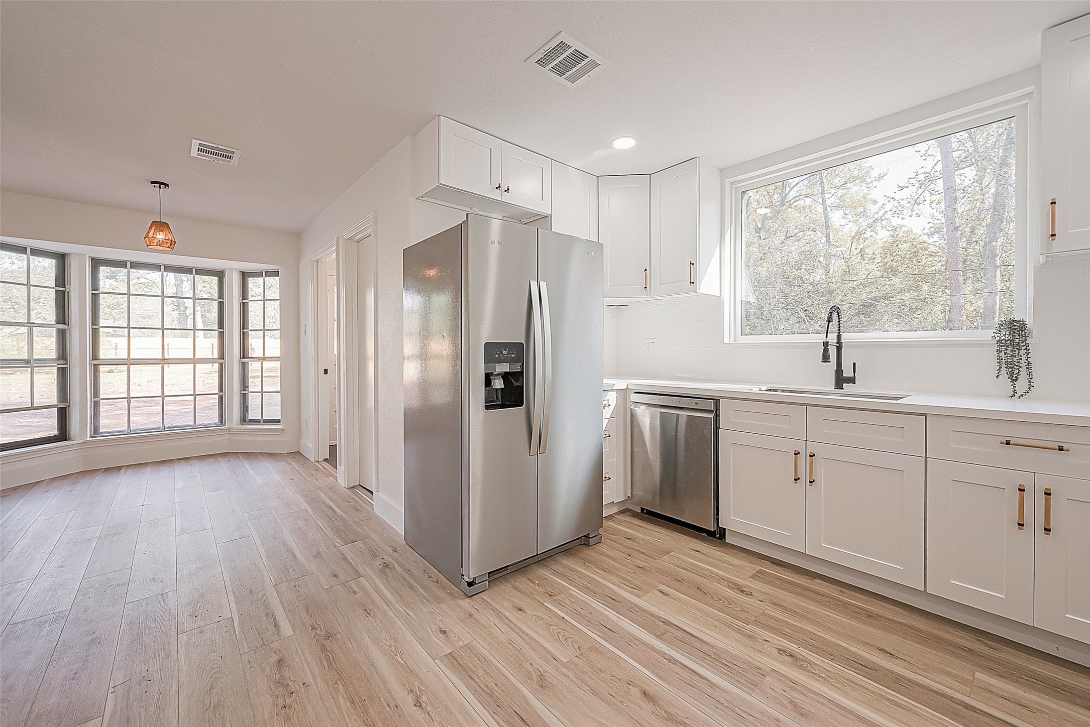 811 Lemm Court Spring, TX 77373 - Photo 6 of 18 Kitchen