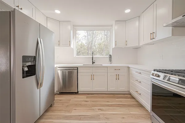 $3,000 | 811 Lemm Court, Spring, TX 77373