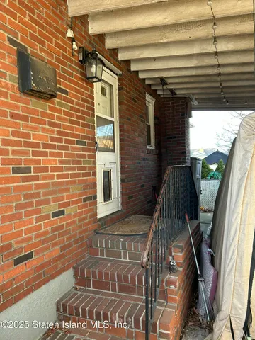 $1,100,000 | 735 North Burgher Avenue | West Brighton