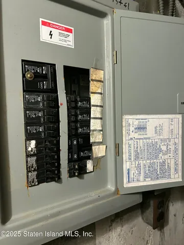 $1,100,000 | 735 North Burgher Avenue | West Brighton