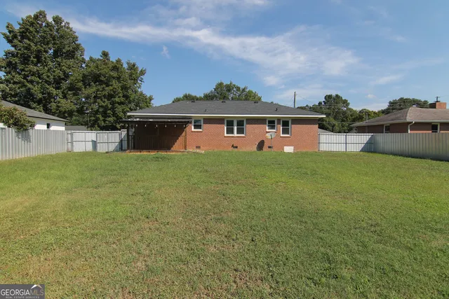 $1,475 | 1005 Green Street, Warner Robins, GA 31093