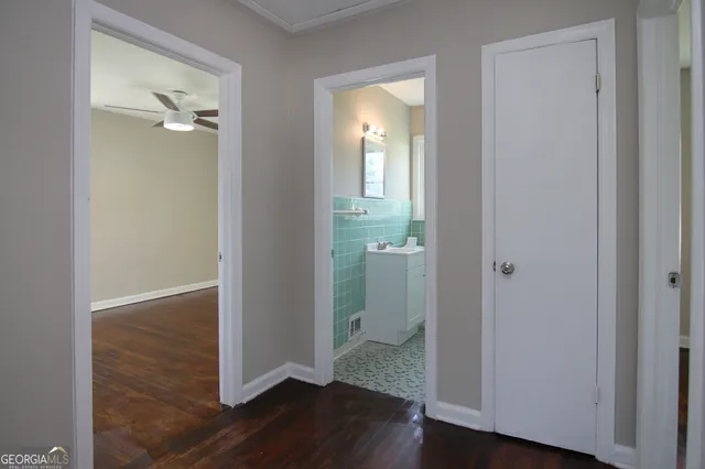 wooden floor in a gallery