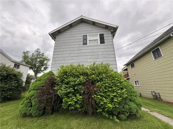 a house that has a lot of plants in it