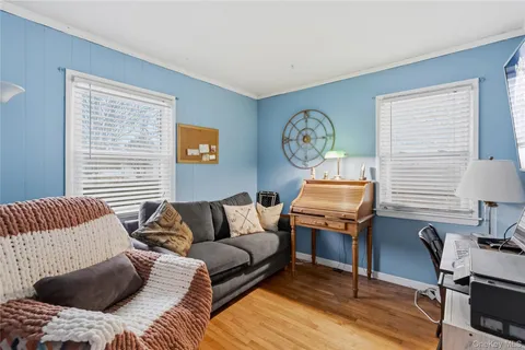 $799,000 | 16 NewMarket Road, Syosset, NY 11791