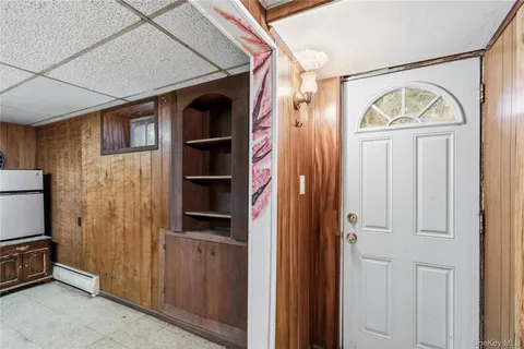 $799,000 | 16 NewMarket Road, Syosset, NY 11791