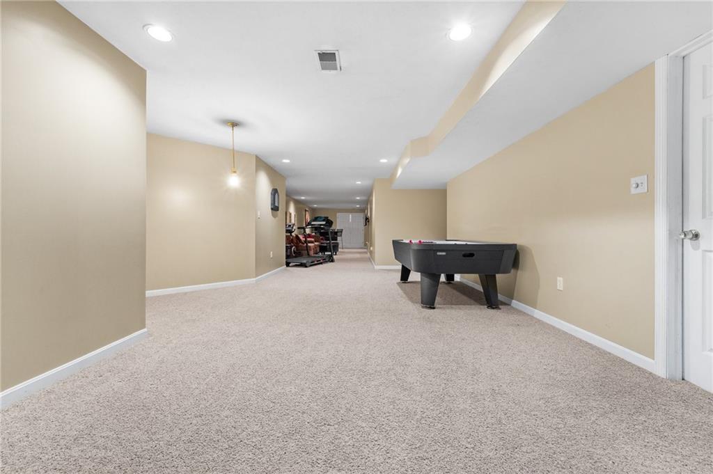 5698 Aiken Road McKees Rocks, PA 15136 - Photo 46 of 50 Gallery Image 46