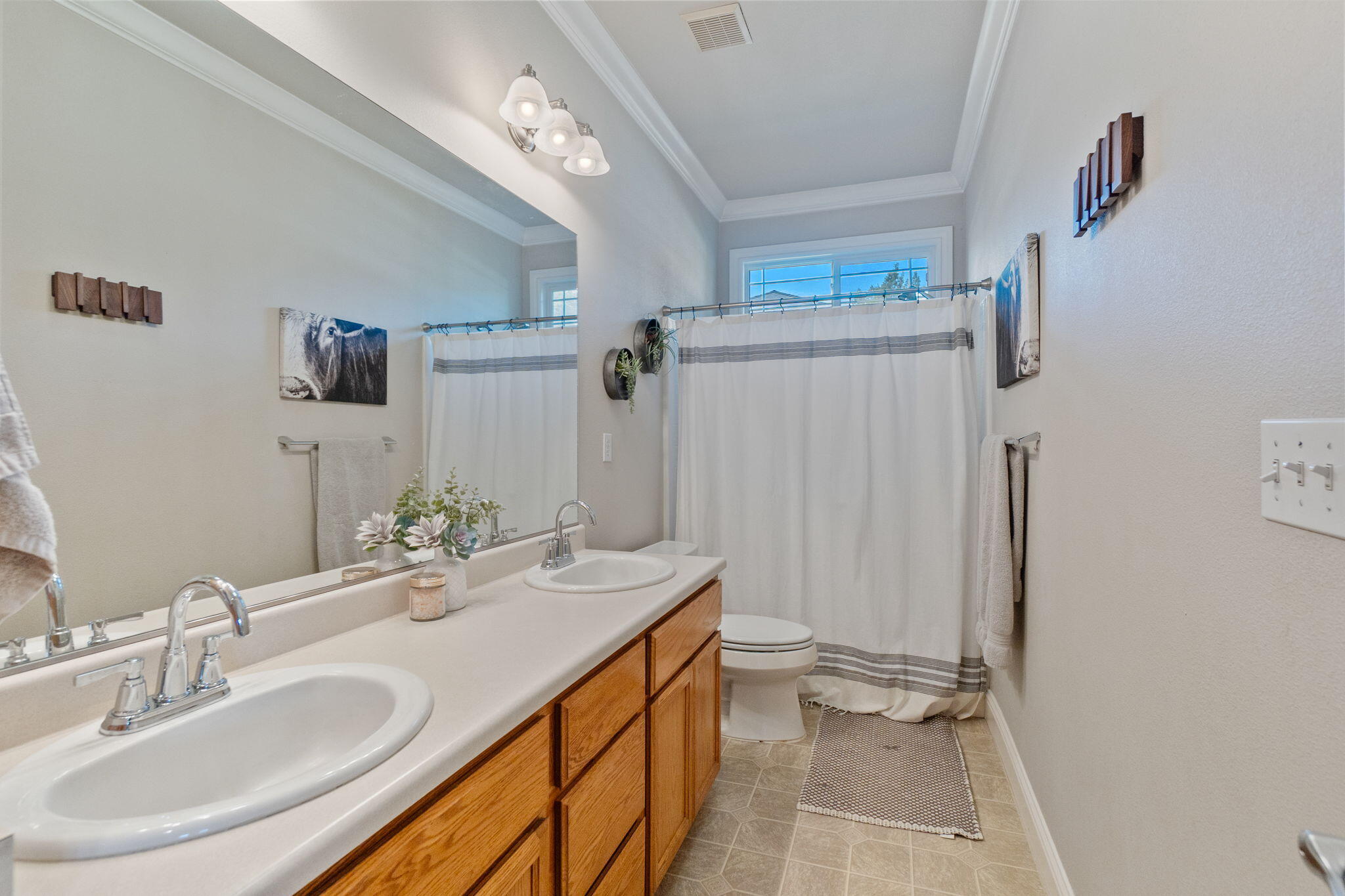 3495 Denali Street Redding, CA 96002 - Photo 17 of 27 30-web-or-mls-BiggerFlow Real Estate Med