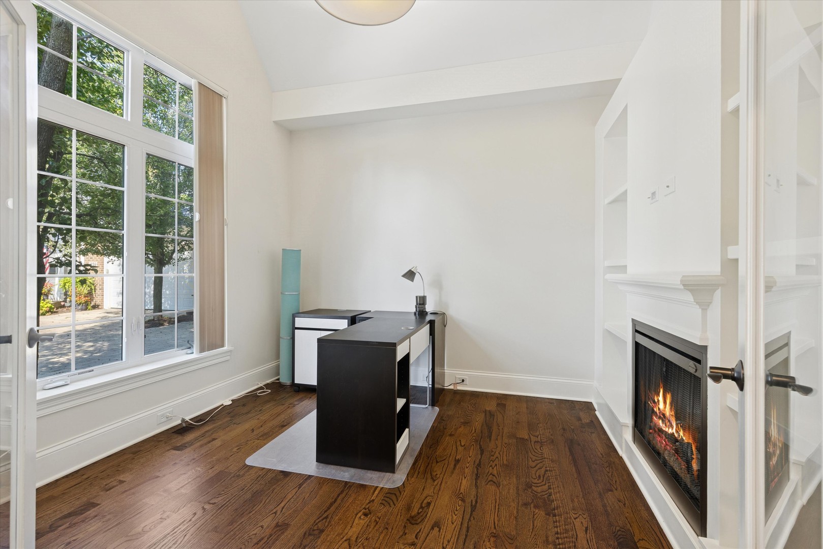 355 West 1st Street Elmhurst, IL 60126 - Photo 3 of 17