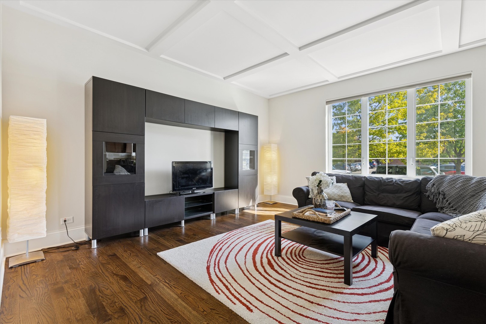 355 West 1st Street Elmhurst, IL 60126 - Photo 4 of 17