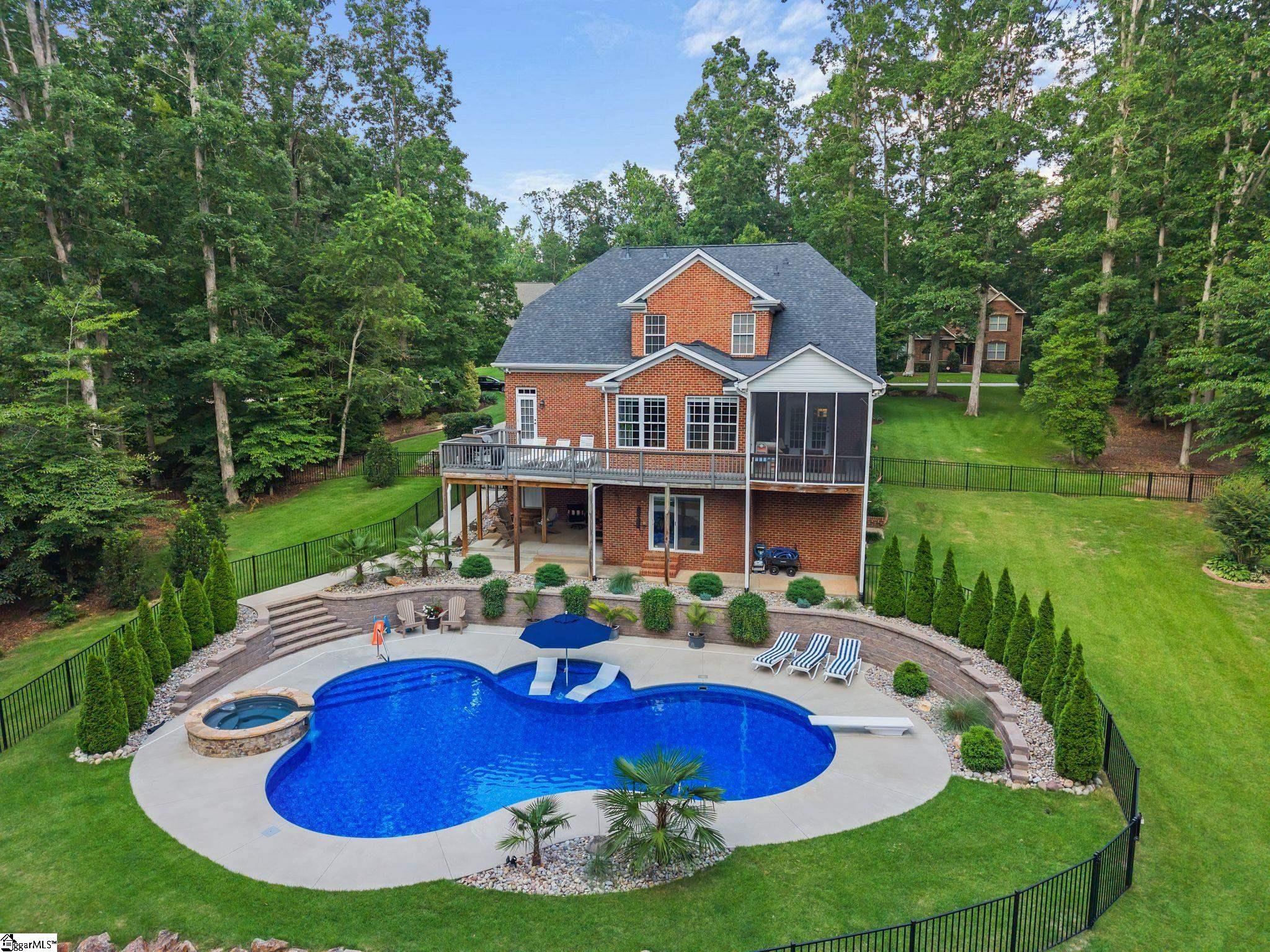237 Yorkswell Lane Greenville, SC 29607 - Photo 1 of 50 Gallery Image 1