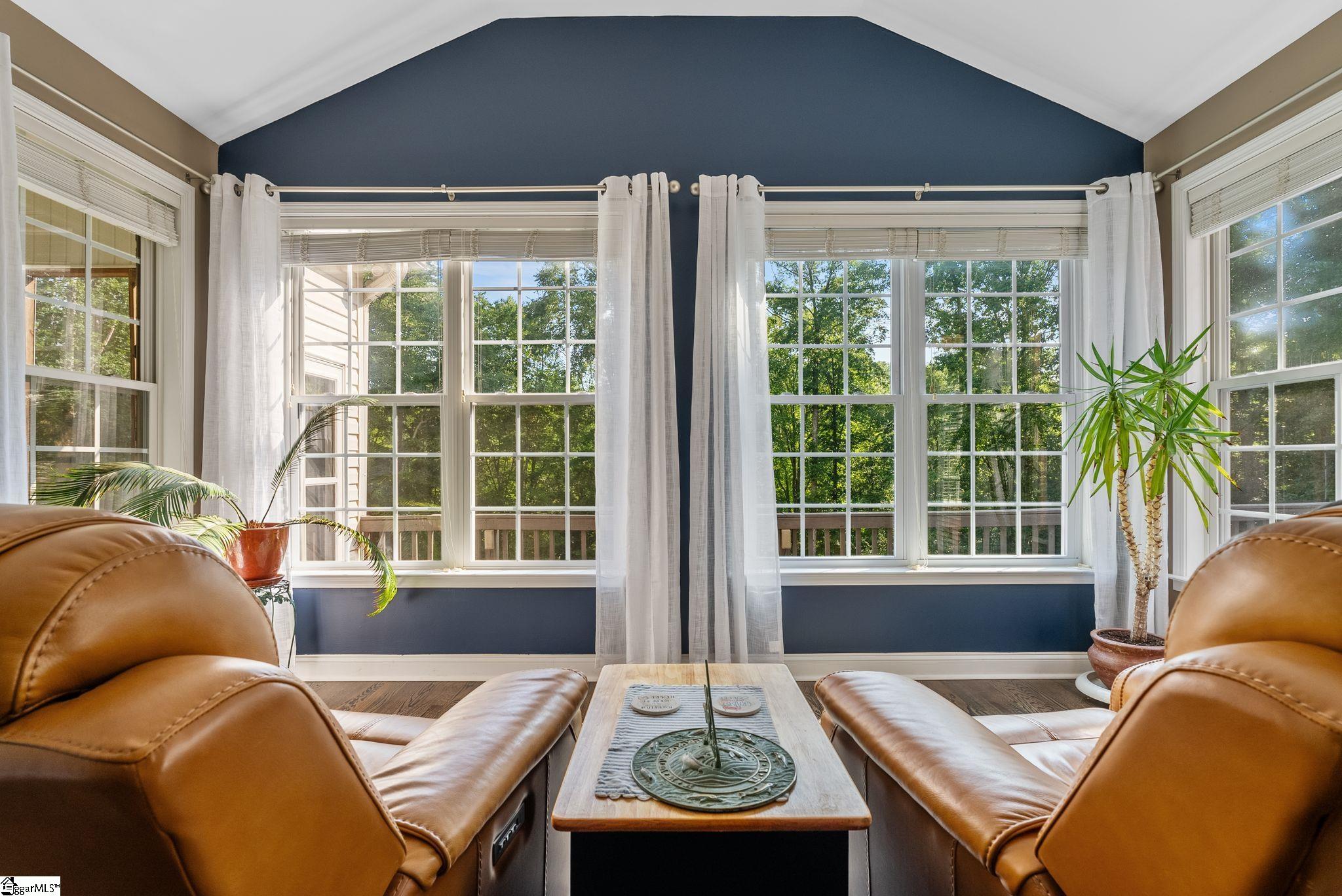 237 Yorkswell Lane Greenville, SC 29607 - Photo 14 of 50 Gallery Image 14