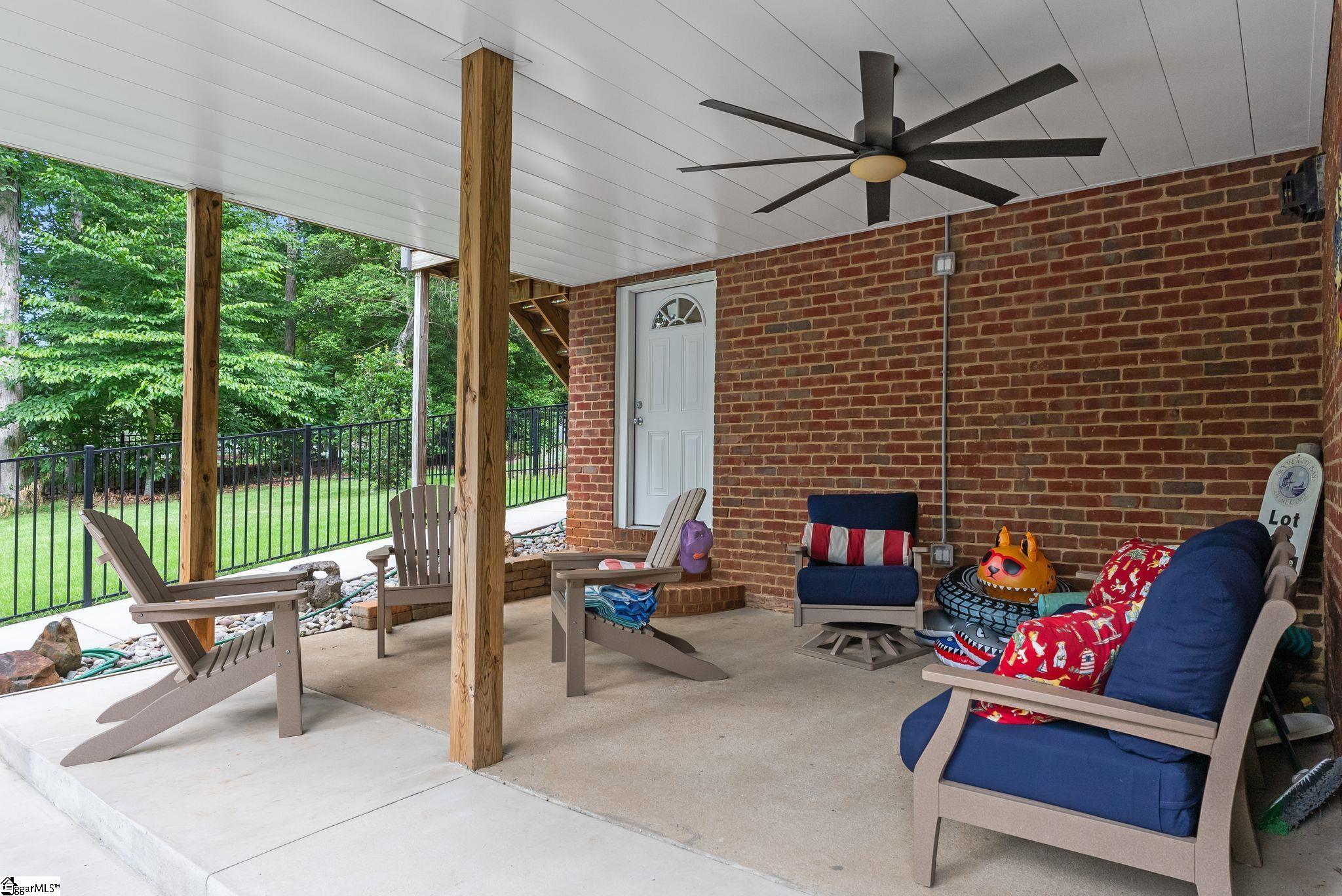 237 Yorkswell Lane Greenville, SC 29607 - Photo 33 of 50 Gallery Image 33