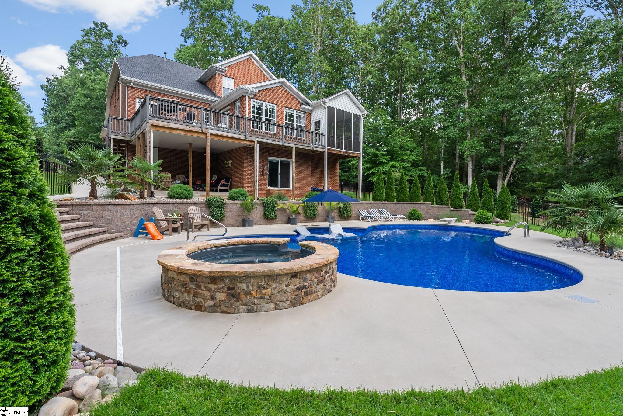 237 Yorkswell Lane Greenville, SC 29607 - Photo 35 of 50 Gallery Image 35