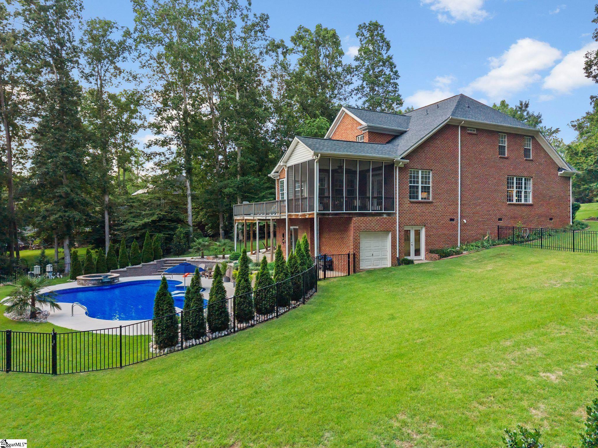 237 Yorkswell Lane Greenville, SC 29607 - Photo 38 of 50 Gallery Image 38
