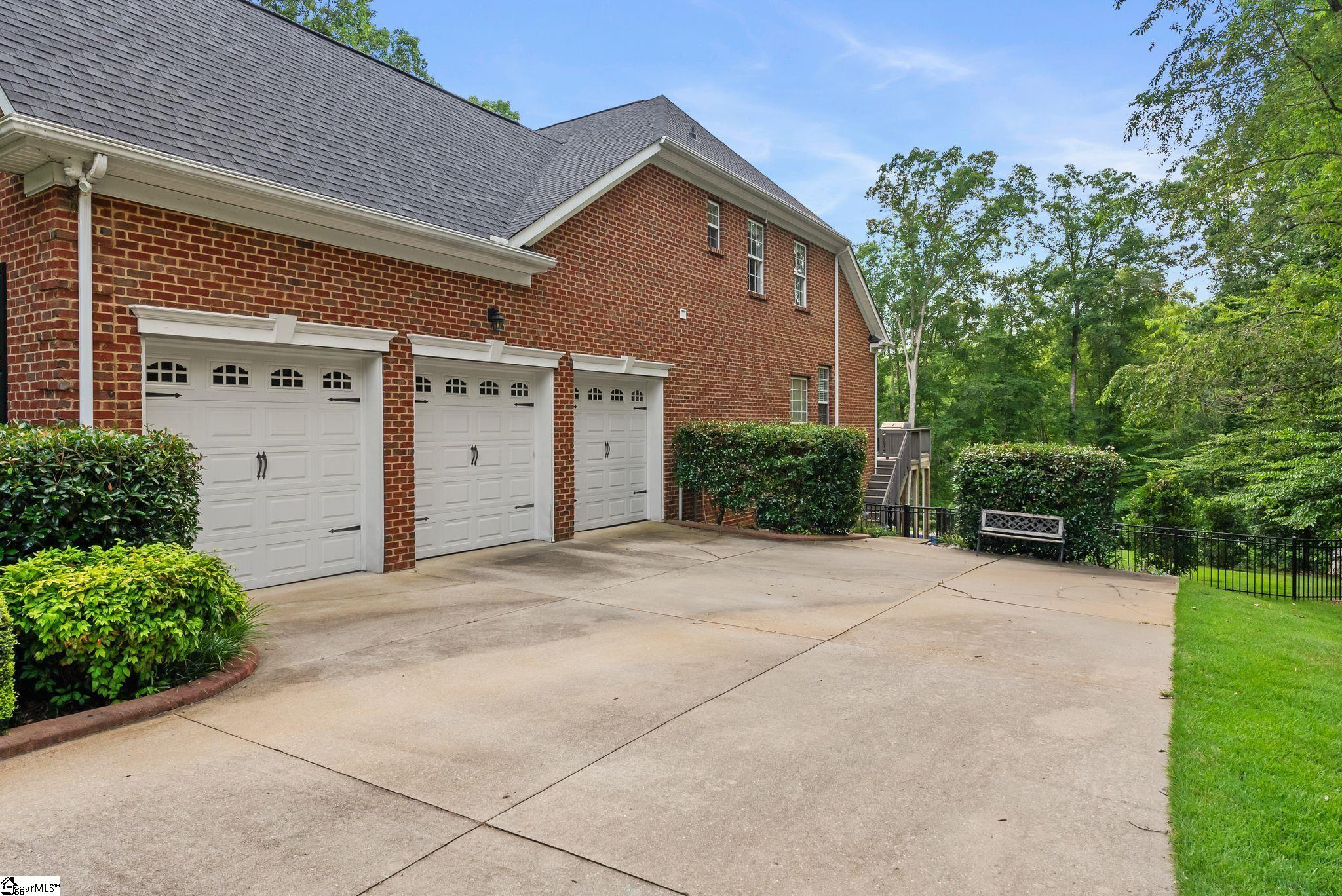 237 Yorkswell Lane Greenville, SC 29607 - Photo 44 of 50 Gallery Image 44