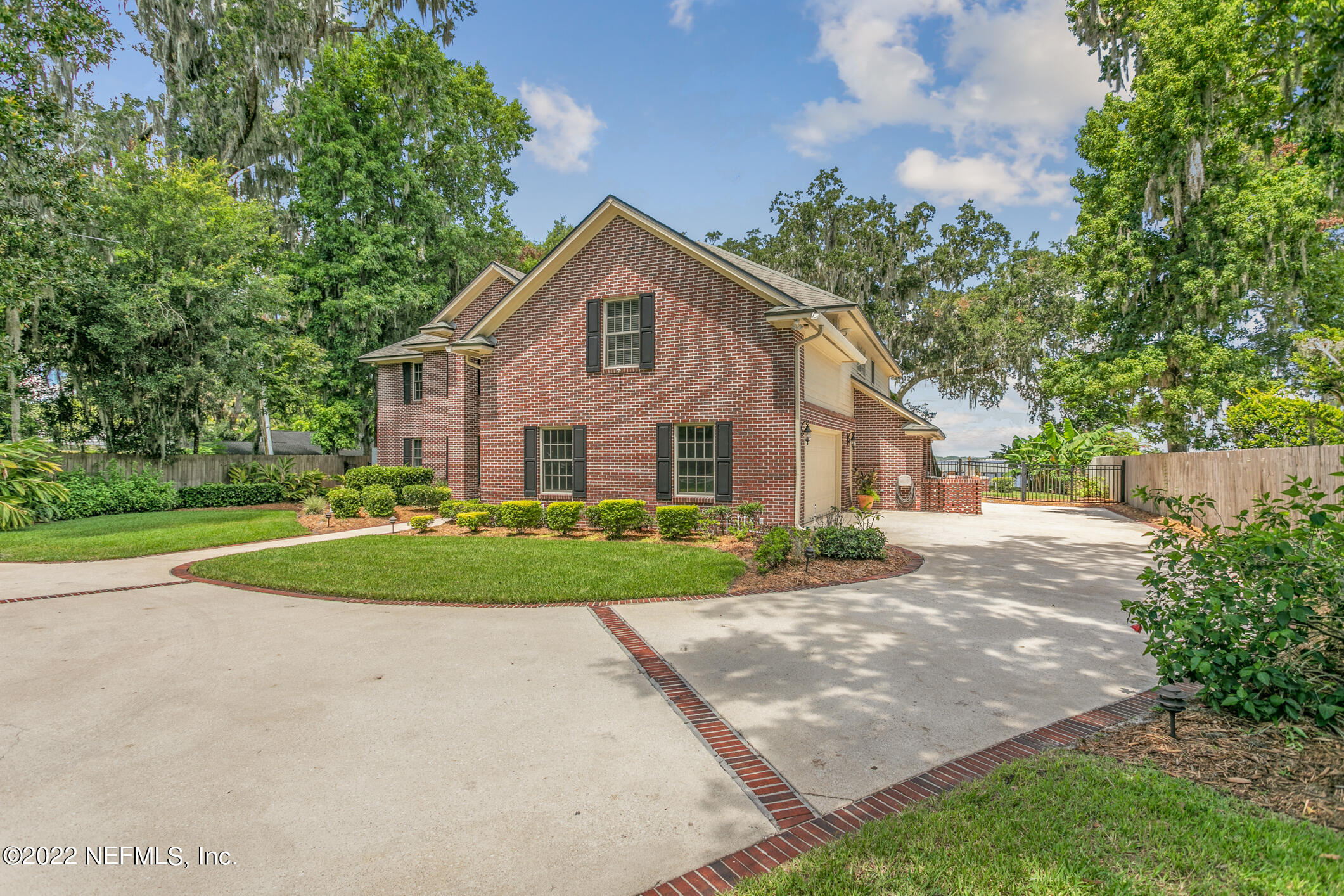 10562 Scott Mill Road Jacksonville, FL 32257 - Photo 7 of 16 SIDE ENTRY GARAGE