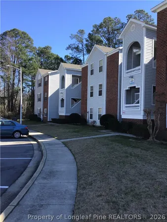 $1,150 | 325-8 Waterdown Drive, Unit 8, Fayetteville, NC 28314
