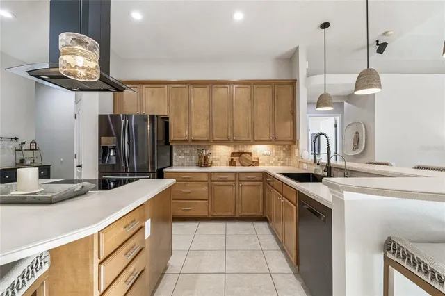 $715,000 | 19104 Nature Palm Lane, Tampa, FL 33647