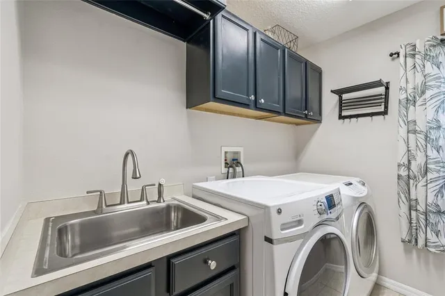 $715,000 | 19104 Nature Palm Lane, Tampa, FL 33647