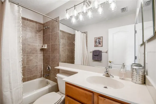 $715,000 | 19104 Nature Palm Lane, Tampa, FL 33647