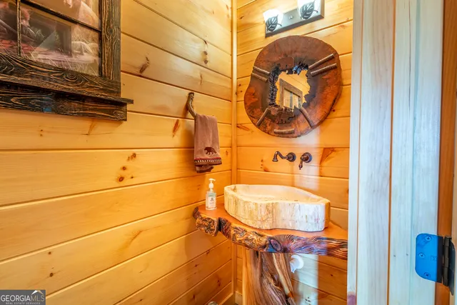 $1,350,000 | 194 Squirrel Chase, Blairsville, GA 30512