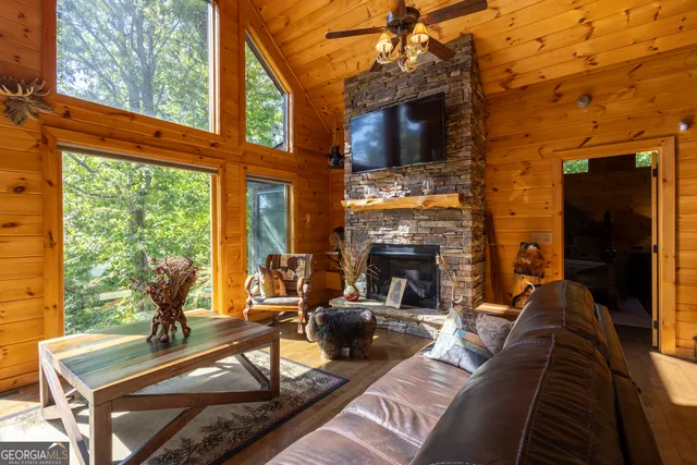 $1,350,000 | 194 Squirrel Chase, Blairsville, GA 30512