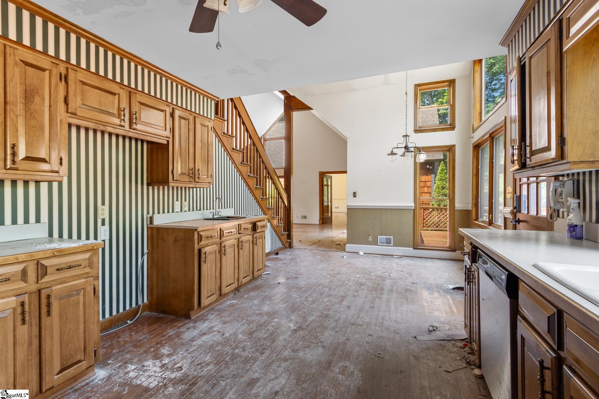 354 State Rd S-30-751 Laurens, SC 29360 - Photo 17 of 45 Gallery Image 17