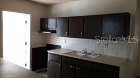 10116 Hyacinth Avenue Tampa, FL 33612 - Photo 2 of 2