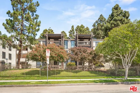 $615,000 | 8640 Gulana Avenue, Unit K3017, Playa del Rey, CA 90293