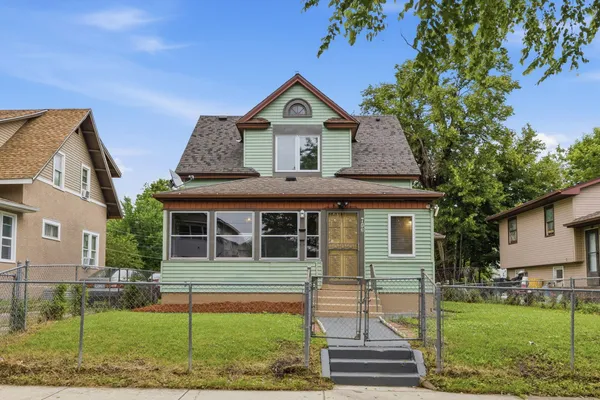 $260,000 | 706 North Oliver Avenue, Minneapolis, MN 55411