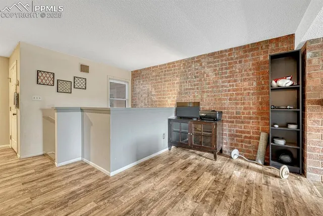 $385,000 | 1661 Deer Creek Road, Monument, CO 80132