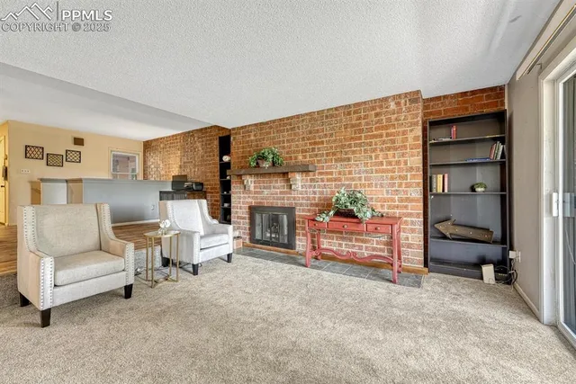 $385,000 | 1661 Deer Creek Road, Monument, CO 80132