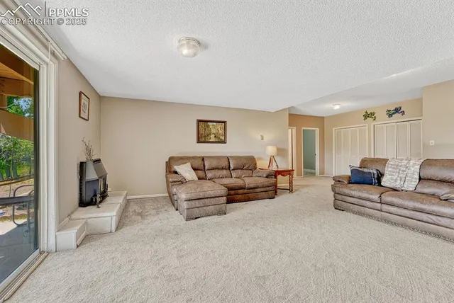 $385,000 | 1661 Deer Creek Road, Monument, CO 80132