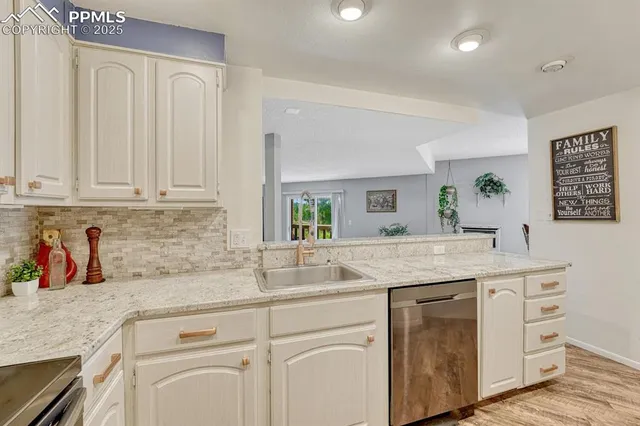 $385,000 | 1661 Deer Creek Road, Monument, CO 80132