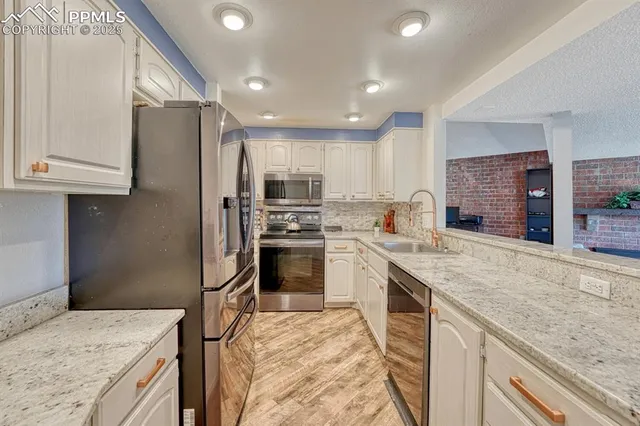 $385,000 | 1661 Deer Creek Road, Monument, CO 80132