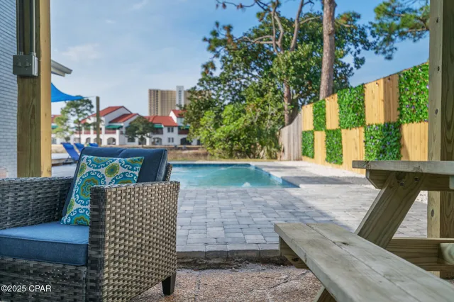 $1,125,000 | 8829 North Lagoon Drive, Panama City, FL 32408