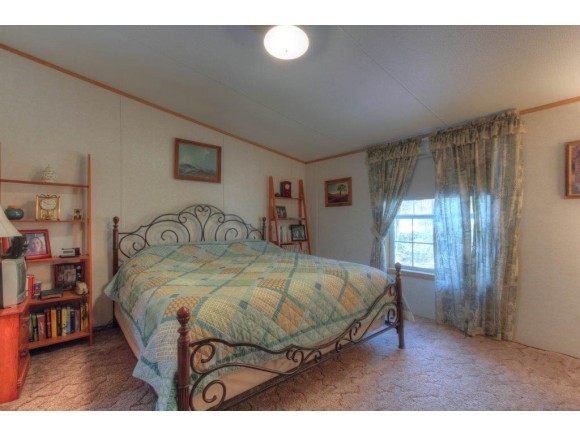 22 Button Road Farmington, NH 03835 - Photo 11 of 21