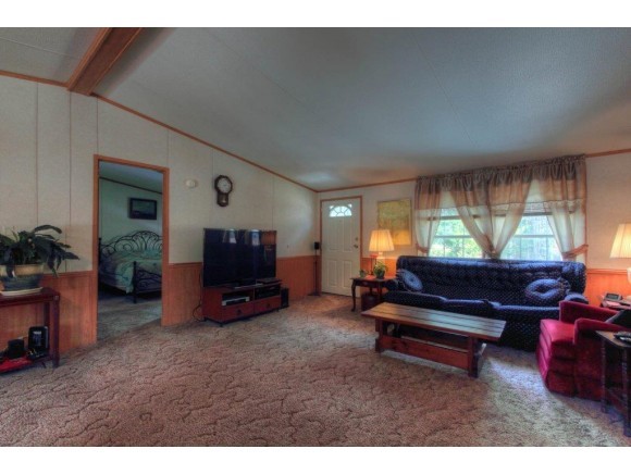 22 Button Road Farmington, NH 03835 - Photo 6 of 21