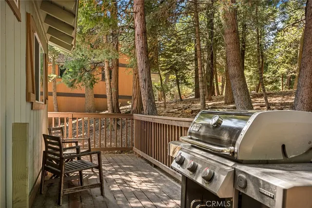 $320,000 | 708 Pinnacle Drive, Lake Arrowhead, CA 92352