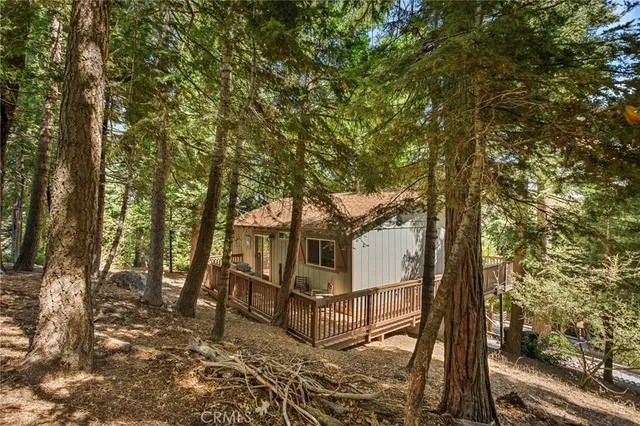 $320,000 | 708 Pinnacle Drive, Lake Arrowhead, CA 92352