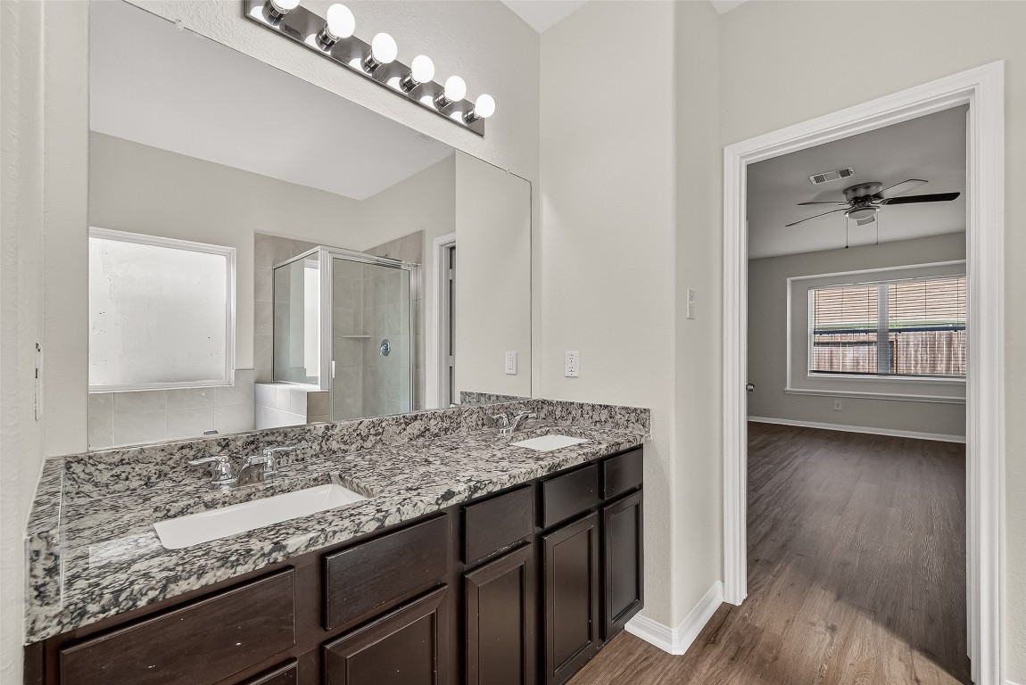 3503 Cannon Drive Conroe, TX 77301 - Photo 31 of 50