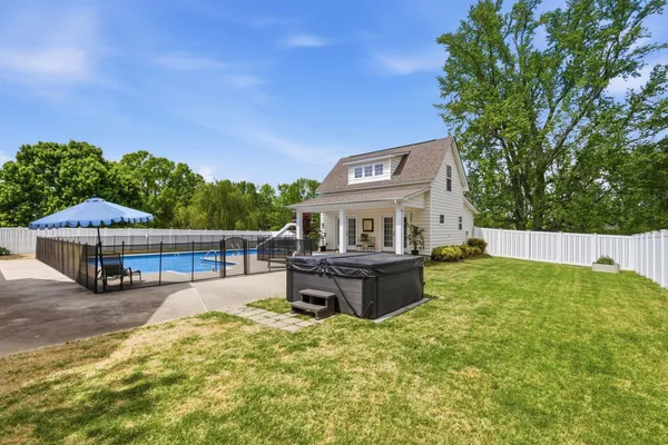 $694,000 | 26455 Austin Whitt Road, Ardmore, TN 38449
