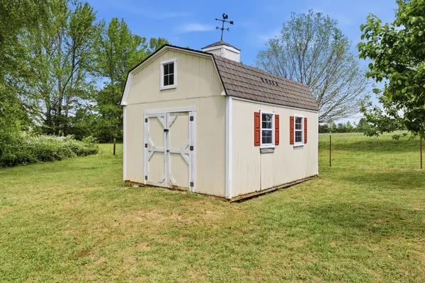 $694,000 | 26455 Austin Whitt Road, Ardmore, TN 38449