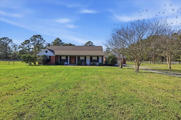 $409,000 | 5433 Hidden Meadows Drive, Orange, TX 77632