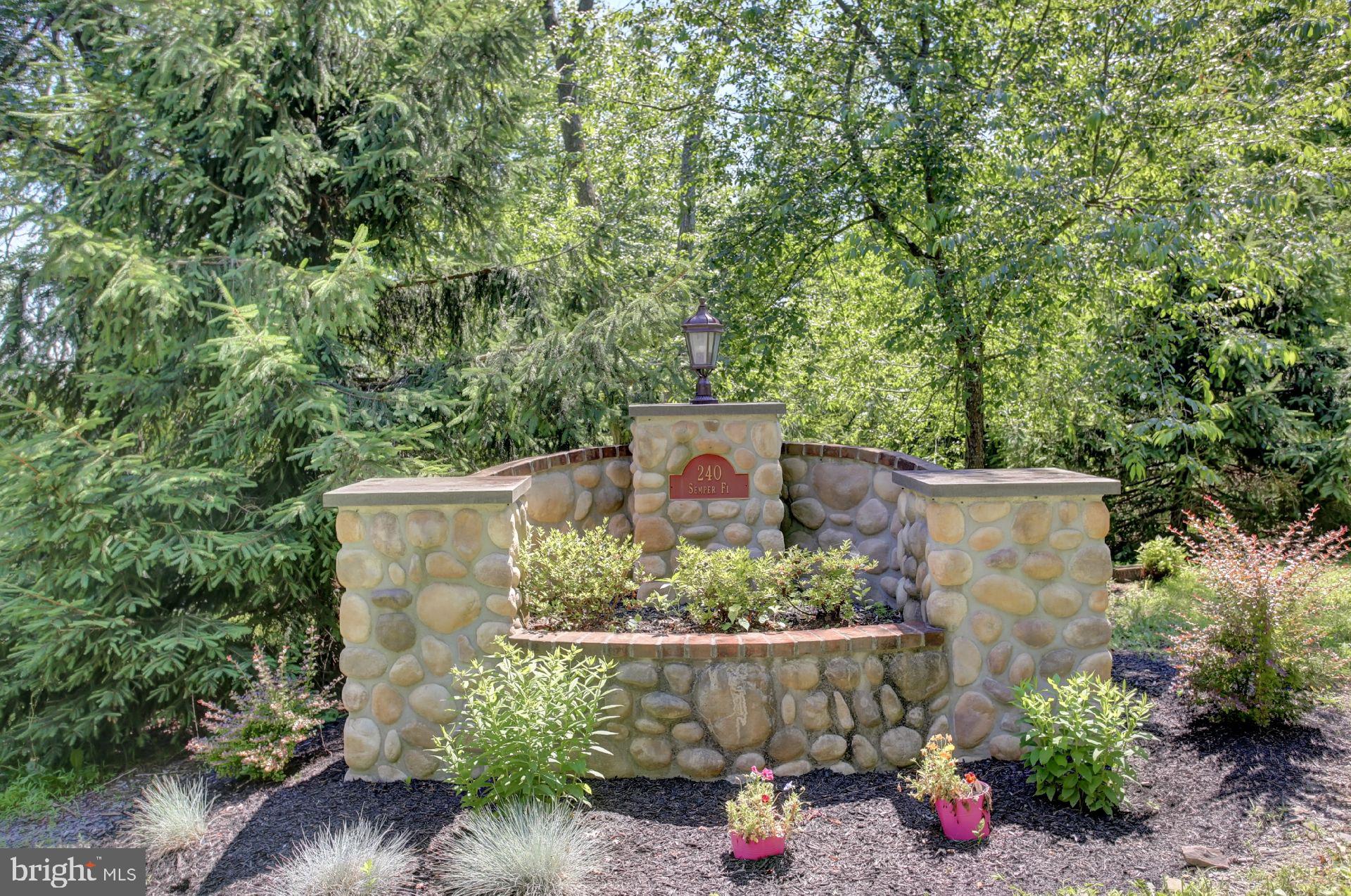240 Robson Road Dillsburg, PA 17019 - Photo 2 of 71